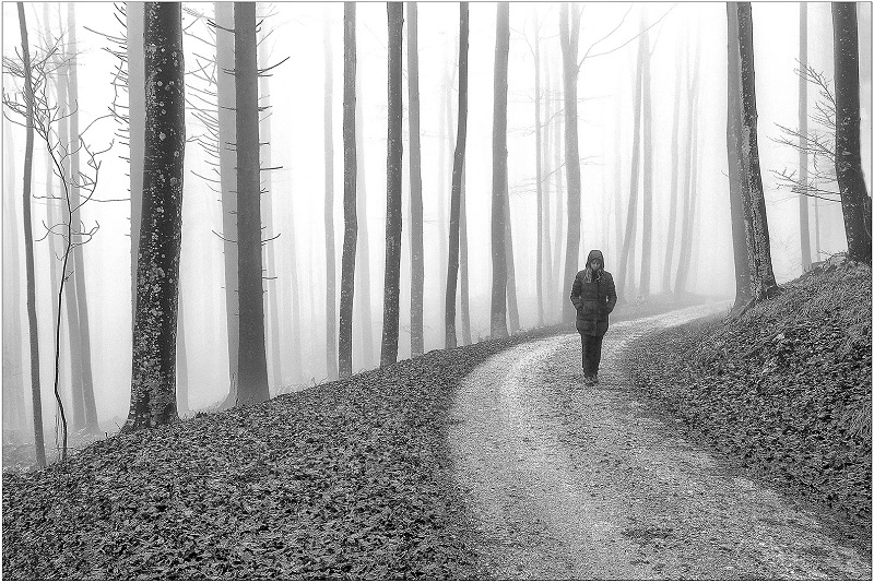 Simon Kovacic Alone 01